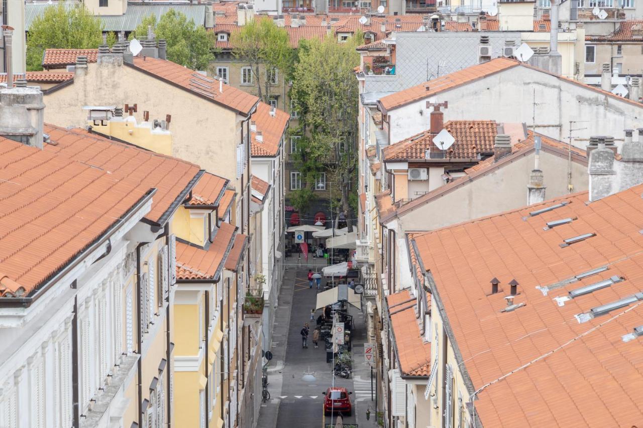 Svevo, Rustico Centrale Con Parcheggio A Trieste Exterior foto